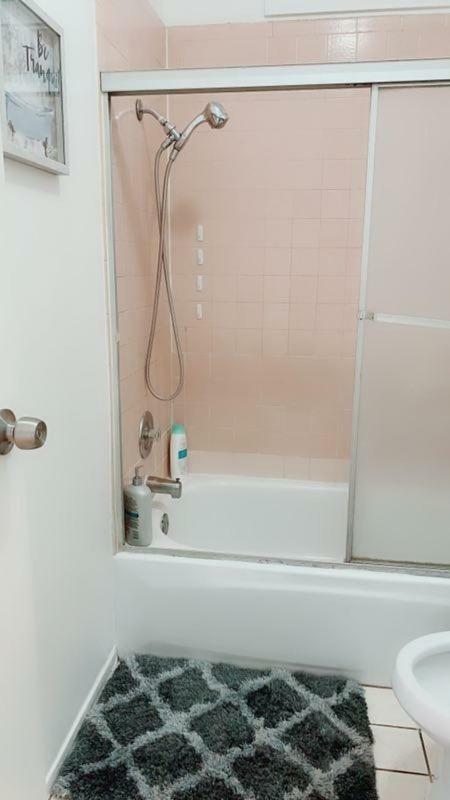דירות Pasadena Single House 3B1B 三房一厅一厨一浴 מראה חיצוני תמונה