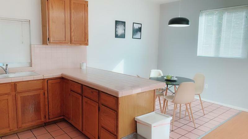 דירות Pasadena Single House 3B1B 三房一厅一厨一浴 מראה חיצוני תמונה