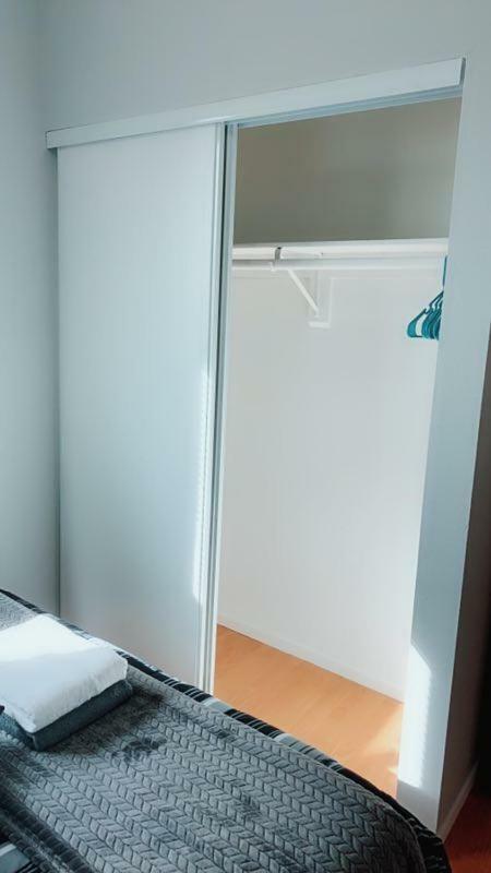 דירות Pasadena Single House 3B1B 三房一厅一厨一浴 מראה חיצוני תמונה